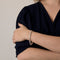 Bracelet Bracelet en or jaune articulé et diamants 58 Facettes DV0640-14
