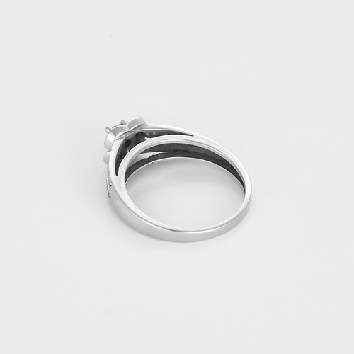 Bague 54,5 MAUBOUSSIN - Chance of Love n° 2 - Bague en or blanc et diamants 58 Facettes DV20543-4-545-6