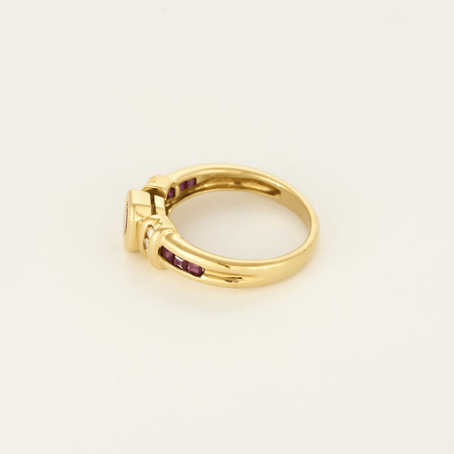 Bague 53 Bague en or jaune, rubis et diamants 58 Facettes DV5390-19