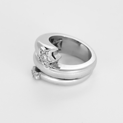 Bague en or blanc et diamants
