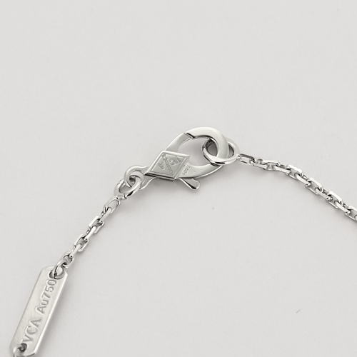 Collier Van Cleef & Arpels - Vintage Alhambra - Collier en or blanc et nacre. 58 Facettes DV26127-1