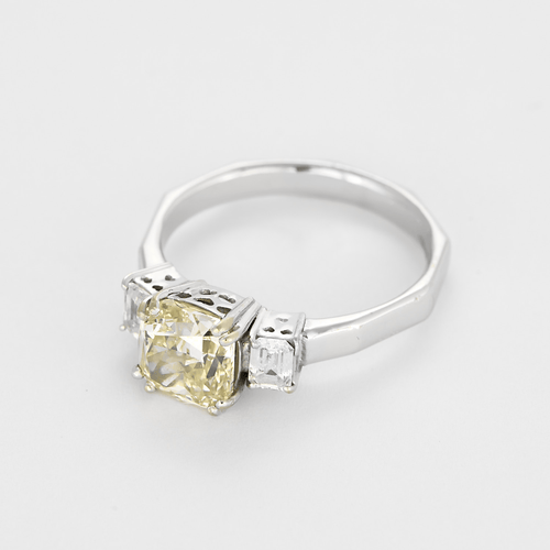 55 Bague en or blanc, diamants jaune et diamants 58 Facettes DV0798-3-DV0882-1