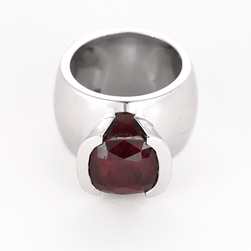 45.5 Importante bague en or blanc et Grenat Pyrope 58 Facettes DV15938-11-455-2