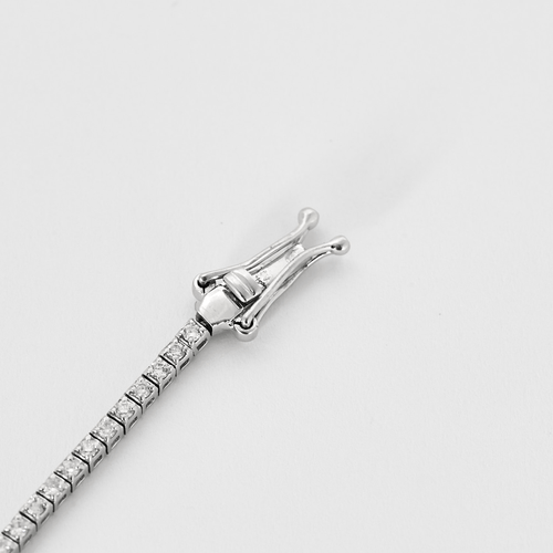 Bracelet Bracelet ligne en or gris et diamants 58 Facettes DV0315-17