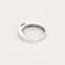 Bague en or gris et saphirs rose