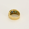 Bague 52 Bague en or jonc, saphirs, émeraudes et diamants 58 Facettes DV27468-42-52-1