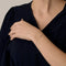 Bracelet Bracelet en or gris et motif de fleurs diamants 58 Facettes DV1838-11