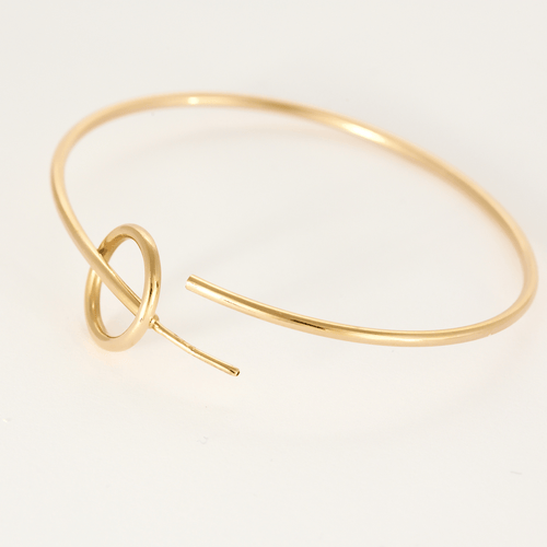 Bracelet Bracelet jonc en or jaune à motif circulaire ajouré 58 Facettes DV1838-14