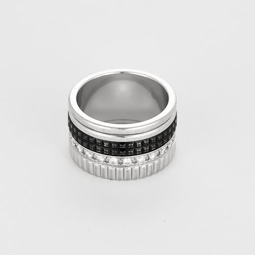 Bague Bague Boucheron Quatre Black Edition grand modèle en or blanc, diamants et PVD noir. 58 Facettes DDV27634-1