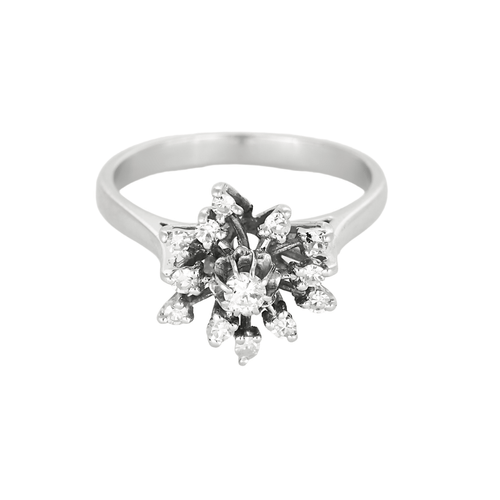 Bague 55,5 Bague en or blanc à motif de fleur et diamants 58 Facettes DV27468-28-555-5