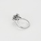 Bague 55,5 Bague en or blanc à motif de fleur et diamants 58 Facettes DV27468-28-555-5