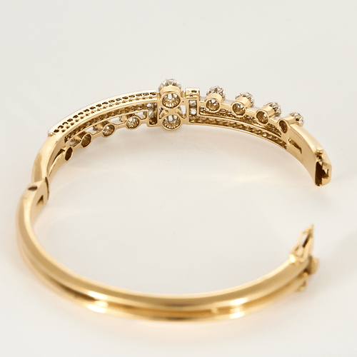 Bracelet Bracelet jonc ouvrant en or rose et or gris, diamants. Style Napoléon III. 58 Facettes DV27858-1