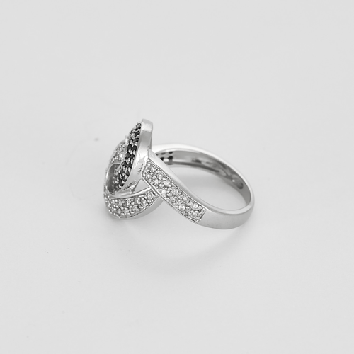 Bague 52 Bague entrelacée diamants blancs, diamants noirs 58 Facettes DV27556-1