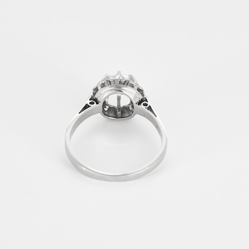 Bague 57 Bague solitaire en or gris et platine, diamant 0.90 carat environ. 58 Facettes DV0302-6-57-3