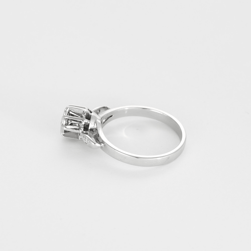 Bague 48,5 Bague Solitaire en or gris et diamant 58 Facettes DV27468-40-485-5