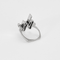 Bague 52 Bague moderniste en or gris, diamants et saphirs calibrés 58 Facettes DV27468-34-52-1