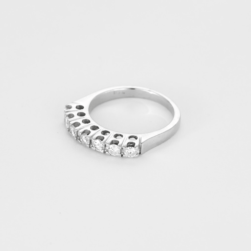 Bague 48 Bague jarretière en or blanc et diamants 58 Facettes DV27656-1-48-2