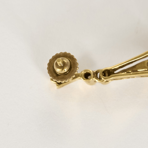 Boucles d'oreilles Boucles d'oreilles pendantes en or jaune, émail et diamants 58 Facettes DV23684-6