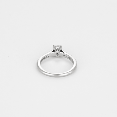 Bague 48 CARTIER - Solitaire 1985 - Bague en platine et diamant 58 Facettes DV28534-1-48-2