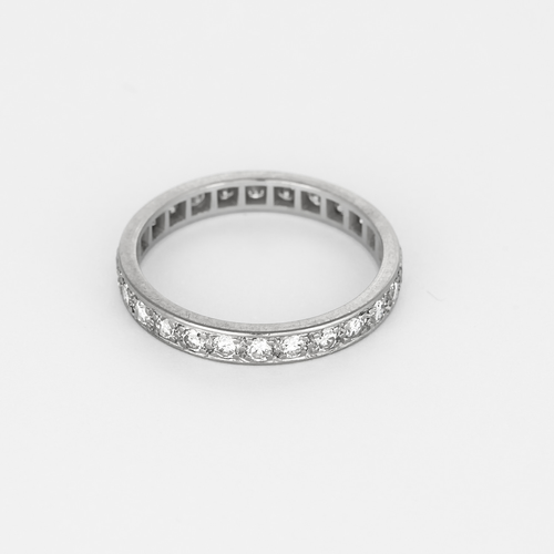Alliance américaine en or gris et diamants