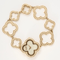 Montre Montre Van Cleef & Arpels Alhambra or rose, nacre et diamants 58 Facettes DV0967-5