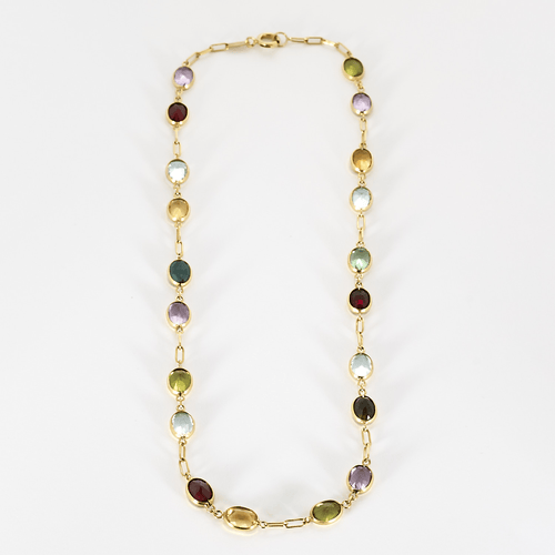 Long collier en or jaune et pierres fines de couleurs