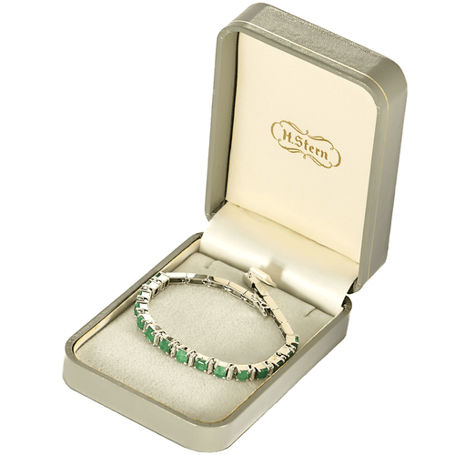 Bracelet Attribué à STERN - Bracelet en or gris, émeraudes et diamants 58 Facettes DV29011-1