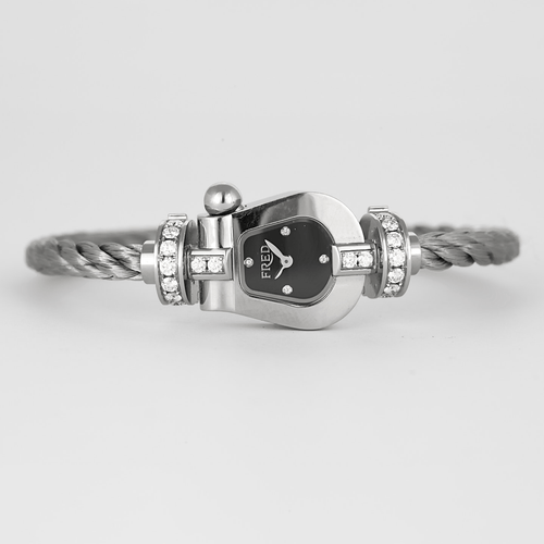 Montre FRED - Montre de dame en acier à boitier en forme de manille et diamants 58 Facettes DV28006-1