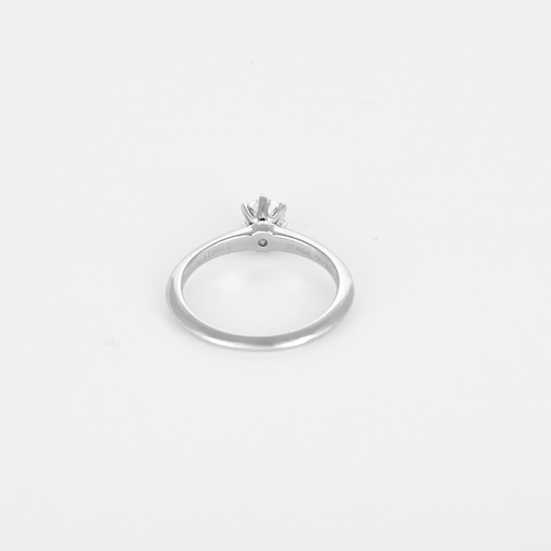 Bague TIFFANY & CO - Bague Solitaire en platine et diamant 58 Facettes DV27966-1-515-5