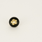 Pendentif Chanel - Camélia - Paire de boutons d'oreilles en or jaune, onyx et diamants. Vintage. 58 Facettes DV28077-3
