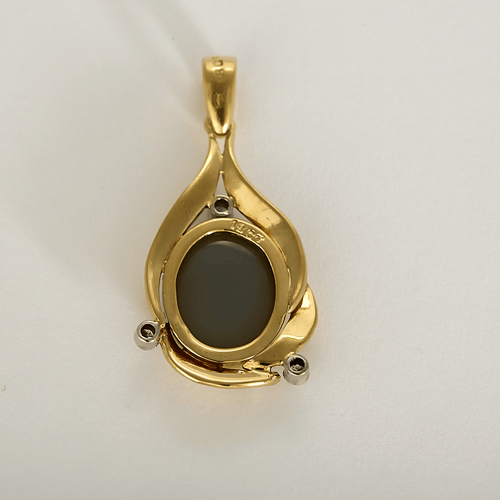 Pendentif Pendentif en or jaune, opale à fond noir et petits diamants 58 Facettes DV28167-1