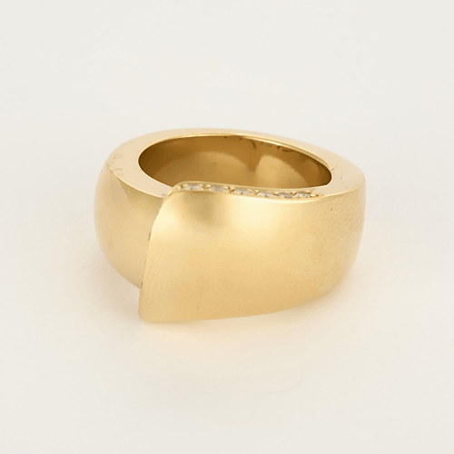 Bague 48 FRED - Ruban - Bague en or jaune et diamants. Moyen Modèle. 58 Facettes DV0015-4