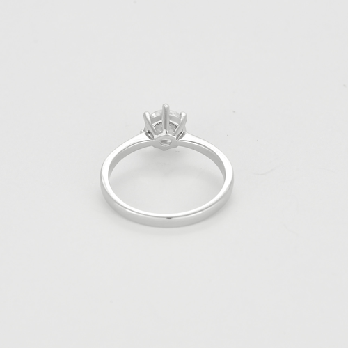 Bague 55 Bague solitaire en or gris, diamant 0.80 carat environ 58 Facettes DV19989-22