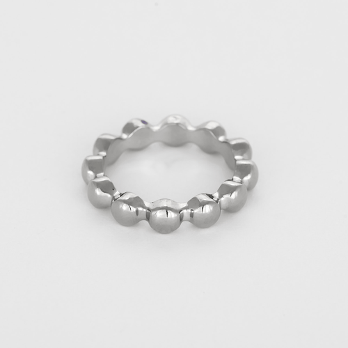 Bague 50 CHANEL – Alliance perlée en or gris 58 Facettes DV28077-6
