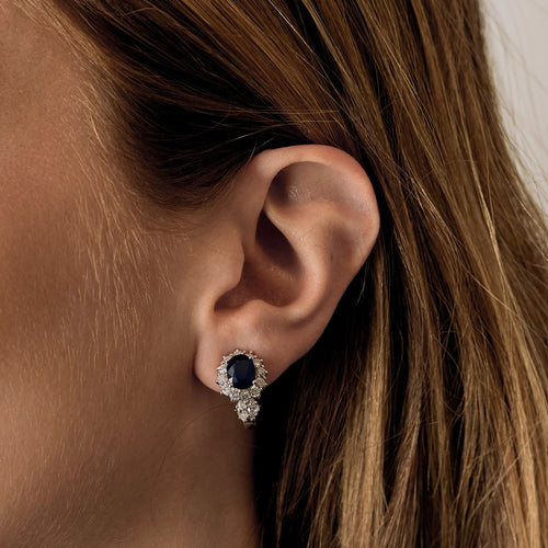 Boucles d'oreilles Paire de boucles d'oreilles en or gris, saphirs et diamants 58 Facettes DV16843-6