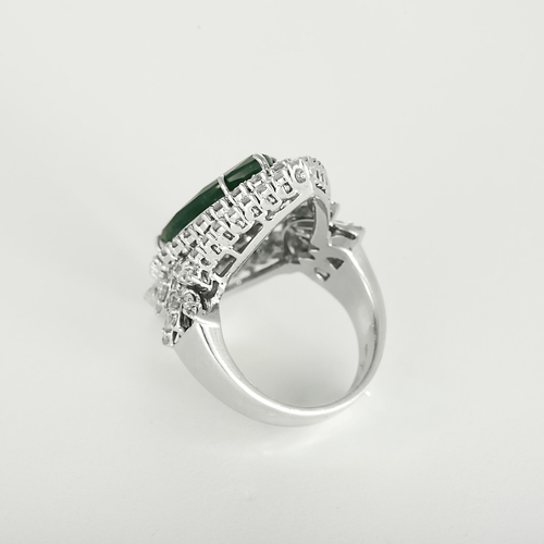 56 Bague en Or blanc 18k Emeraude 58 Facettes DV31314-2