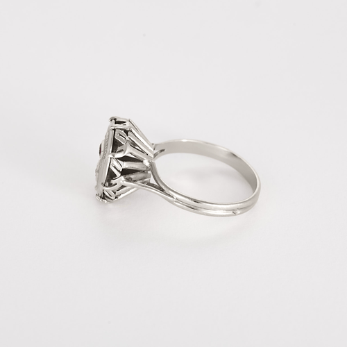 Bague 54 Augis Bague en Or blanc 18k Rubis and Diamant 58 Facettes DV31190-1