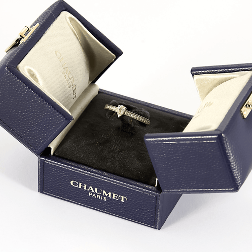 Bague 50 Chaumet -Eclat d'Eternité  - Bague en platine, diamant poire 0.18 carat environ. 58 Facettes DV22486-8
