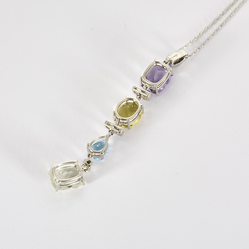 Collier Collier en or gris et pendentif 14K diamants, améthyste, quartz et topaze bleu 58 Facettes DV16843-16