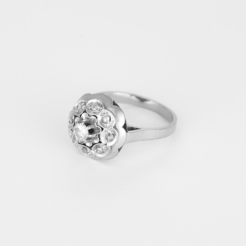 Bague 50 Other Bague en Or blanc 18k Diamant et diamants taillés en rose 58 Facettes DV31712-3