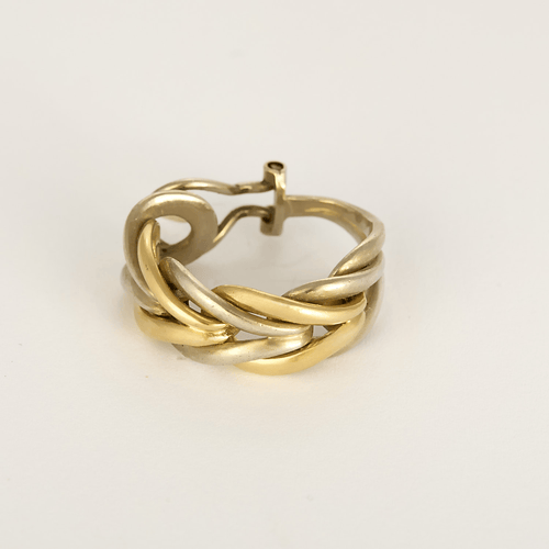 Boucles d'oreilles Christofle - Paire de Boucles d'Oreilles en or jaune 18K (750 millièmes) et argent ( 925 millièmes) à maille chevrons alternés d'attaches godronnées 58 Facettes DV31712-9