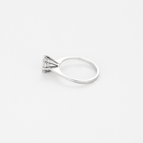 Bague 48.5 Bague solitaire en or gris et diamant 0.70 carat environ. 58 Facettes DV27961-3