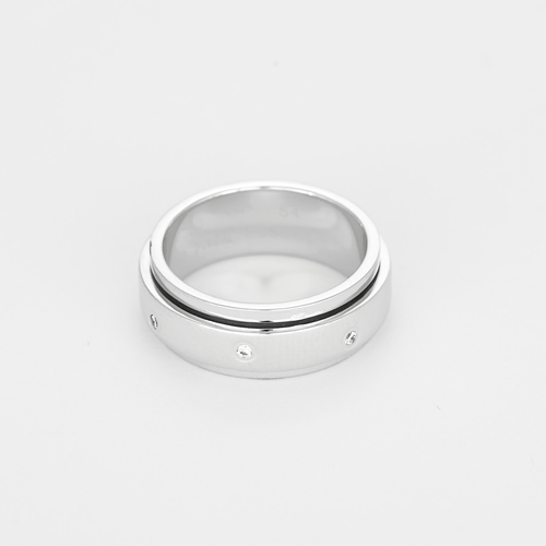 Bague 54 PIAGET - Possession - Anneau en or gris et diamants 58 Facettes DV32076-1