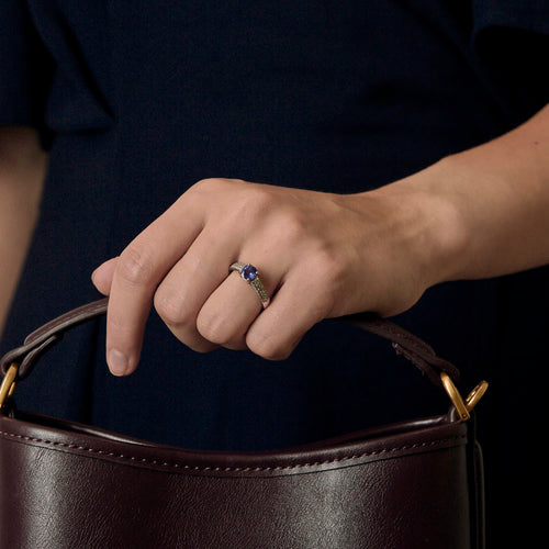 Bague 56.5 Élégante bague Solitaire en or blanc, tanzanite et diamants 58 Facettes DV1834-12