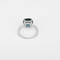 Bague 51 Élégante bague en or blanc, topaze blue London : 5 carats et diamants  : 0,10 carat. 58 Facettes DV32296-1