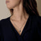 Collier en or blanc et pendentif en or blanc, diamants : 0,60 carat et saphir : 1 carat