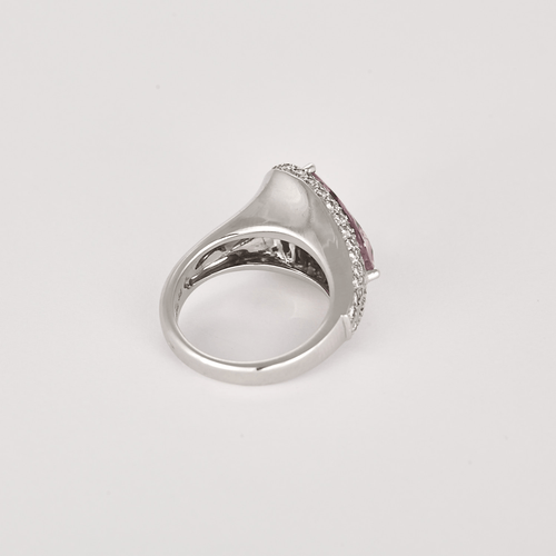 54 Élégante bague moderniste en or blanc, topaze rose : 5 carats et diamants : 0,60 carat 58 Facettes DV32511-1