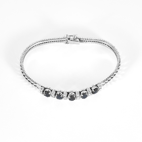 Bracelet en or blanc, saphirs : 1,5 carat et diamants : 0,60 carat 58 Facettes DV32533-4