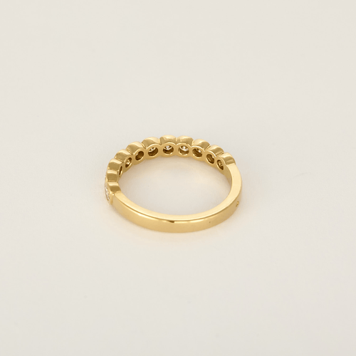 54 Demie alliance en or jaune et diamants de taille brillant 58 Facettes DV26158-24