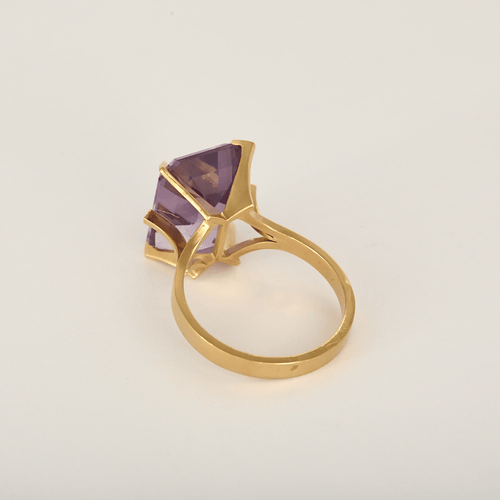 60 Bague cocktail en or jaune et améthyste 58 Facettes DV32608-1